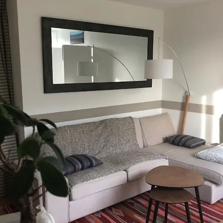 Beautiful Bright, Cosy Apt Near Parc De Belleville Parigi